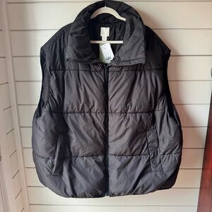 H&M Oversized Puffer Vest